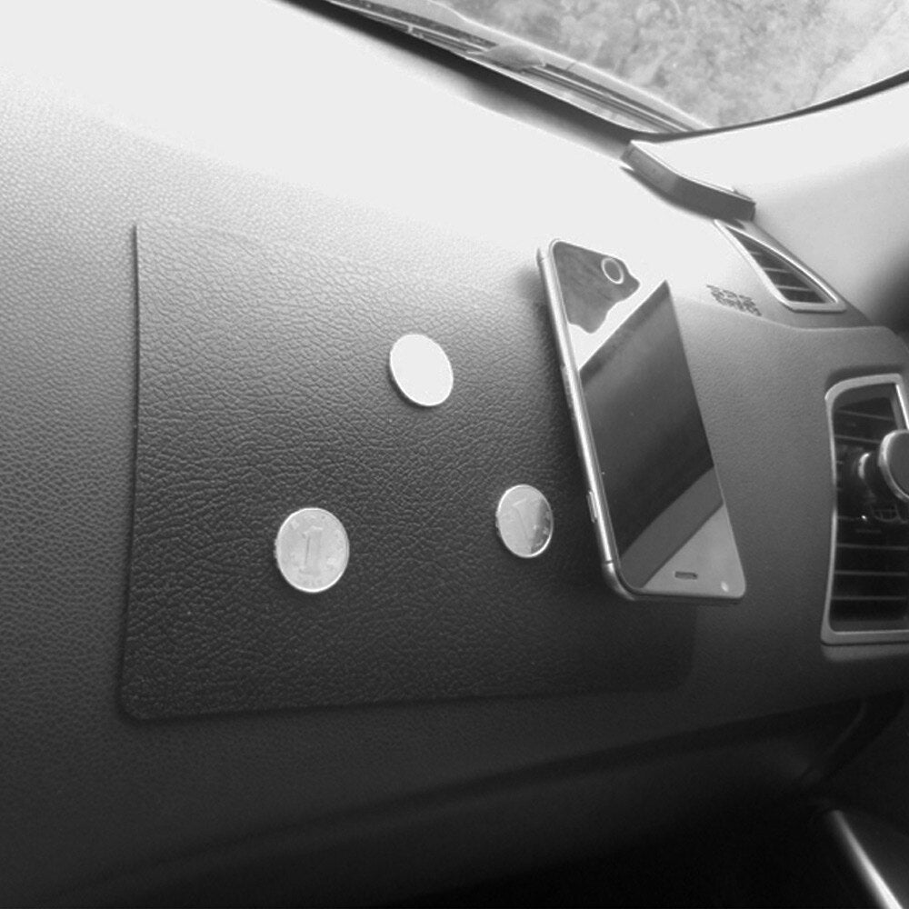 Rylybons Anti-Slip Silicone Car Mat – Modern Dashboard Ornament